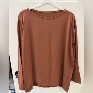 lululemon athletica Long Sleeve Tee in Rust Brown
